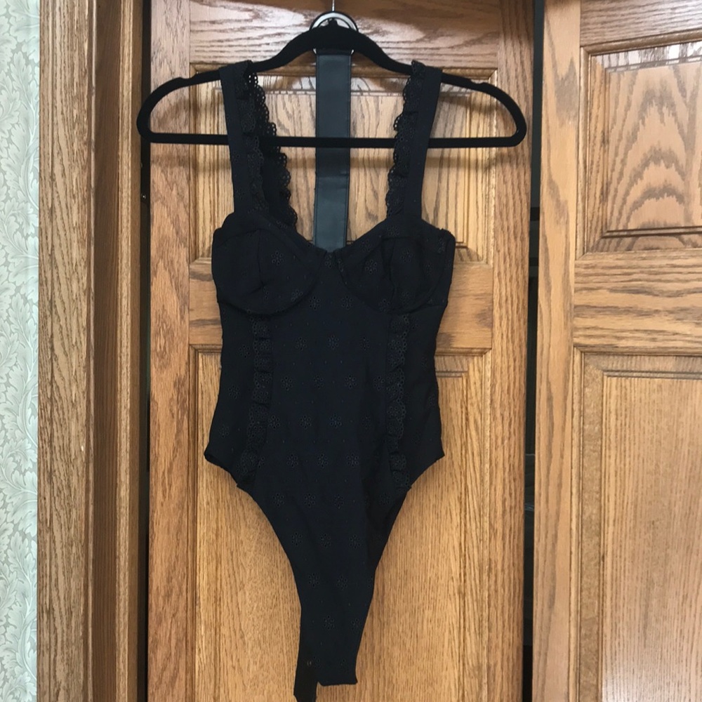For love and lemons one piece - Picture 1 of 5